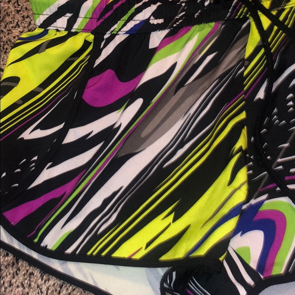 Fabletics workout athletic shorts XS - Picture 2 of 7